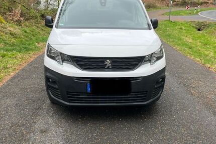 Peugeot Partner 100.000 km 11.000 &euro; Heigenbrücken 63869