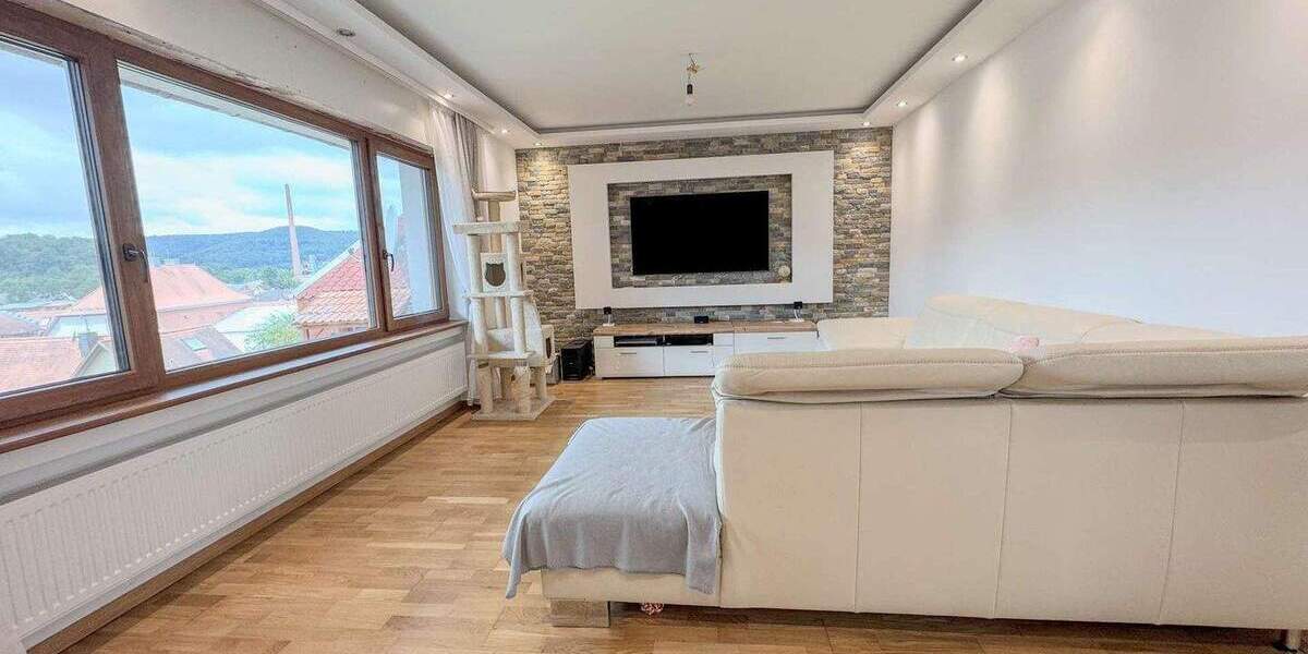 Mehrfamilienhaus, Wohnhaus Breuberg Neustadt - 8 Zimmer, 211 m&sup2;, 439.000&euro; | Angebot:25677956