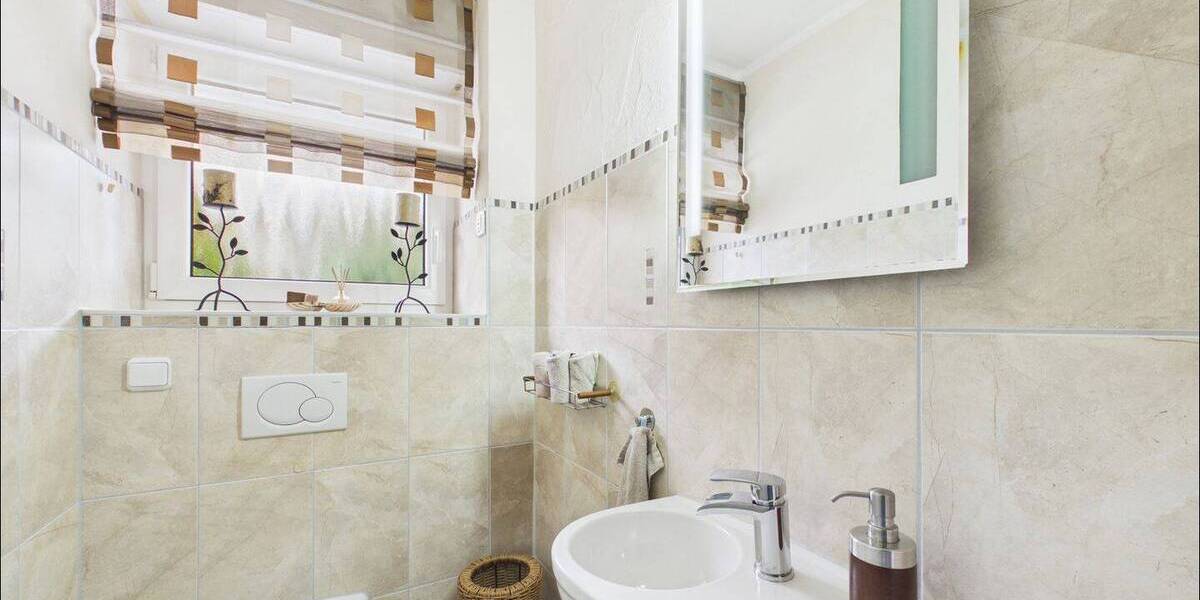 Mehrfamilienhaus, Wohnhaus Großostheim / Wenigumstadt Wenigumstadt - 8 Zimmer, 255 m&sup2;, 869.000&euro; | Angebot:26686345
