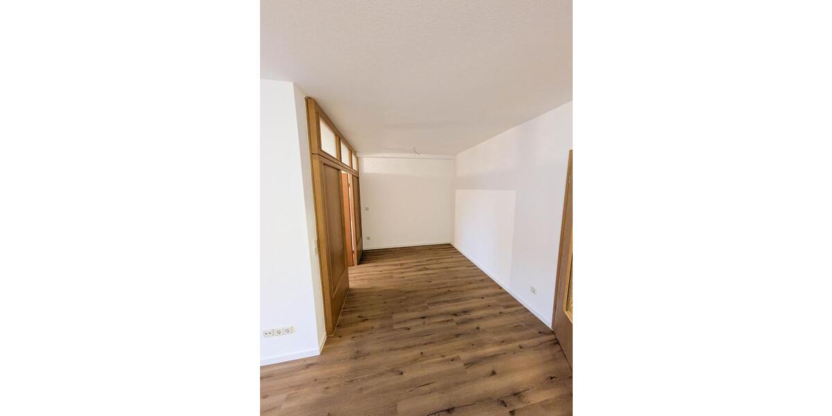 Etagenwohnung Aschaffenburg Gailbach - 4 Zimmer, 105 m&sup2;, 1.400&euro; | Angebot:25702440