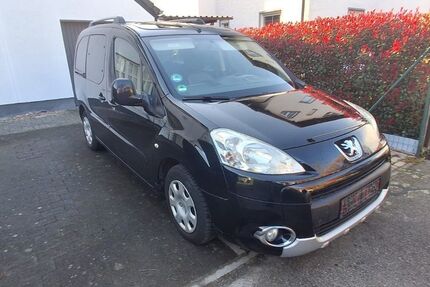 Peugeot Partner Tepee 188.000 km 4.500 &euro; Rodgau 63110