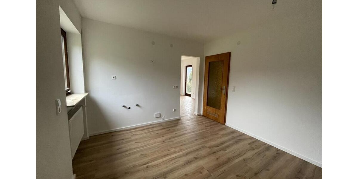 Etagenwohnung Collenberg - 2 Zimmer, 72 m&sup2;, 700&euro; | Angebot:24878752