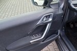 Peugeot 2008 1,2l Allure Einparkhilfe vorne + hinten, Klim 76.200 km 10.990 &euro; Rodgau 63110
