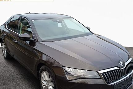 Skoda Superb 197.000 km 16.990 &euro; Dieburg 64807