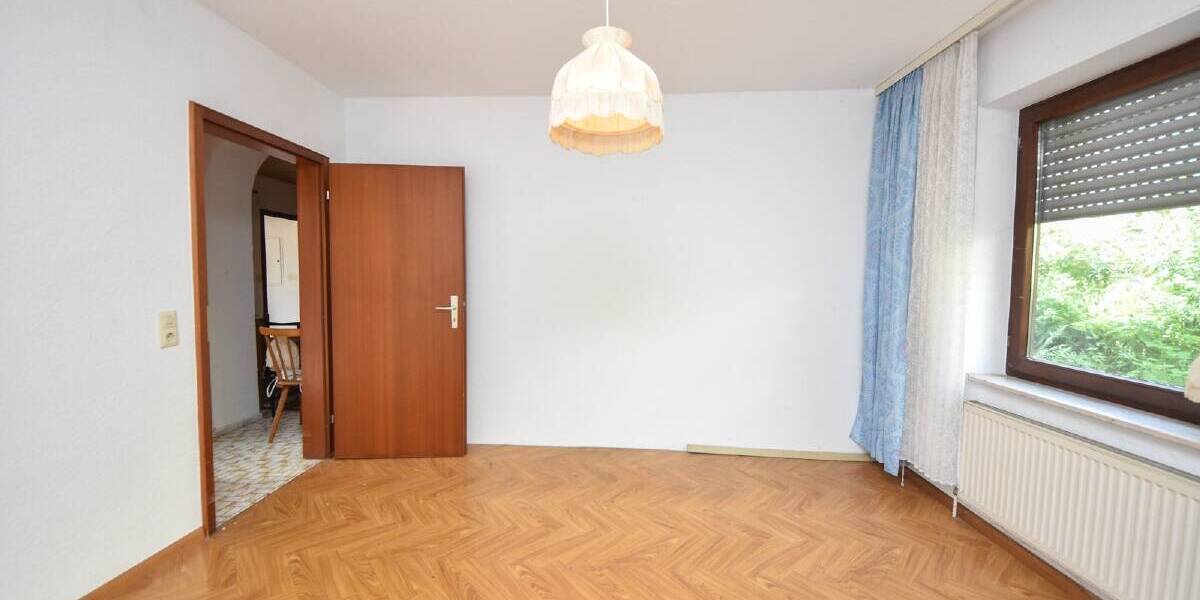 Einfamilienhaus Laufach Hain - 7 Zimmer, 120 m&sup2;, 345.000&euro; | Angebot:25693332