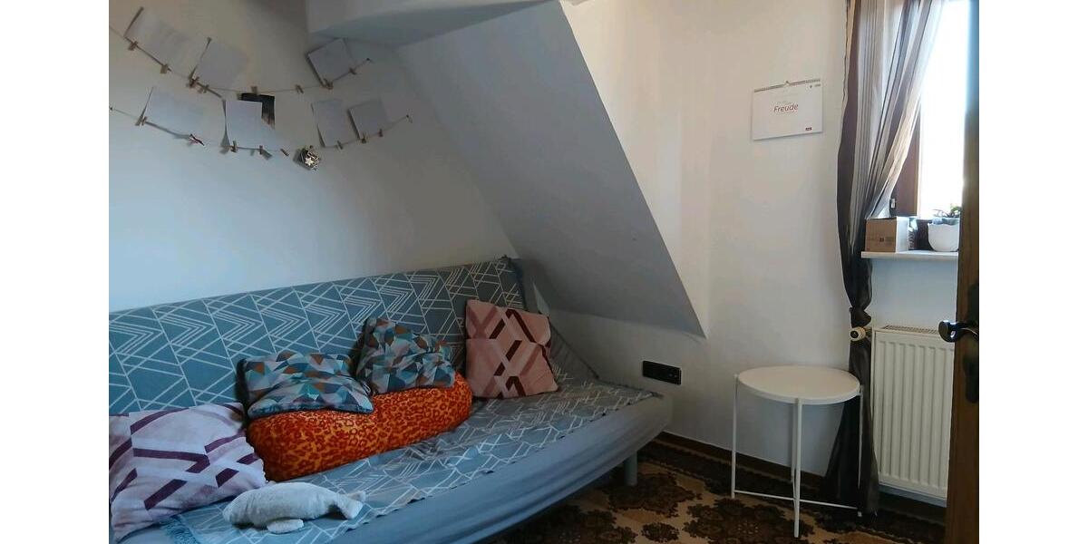 Dachgeschoßwohnung Frammersbach - 3 Zimmer, 85 m&sup2;, 1.100&euro; | Angebot:26326653