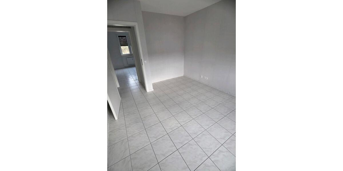 Etagenwohnung Aschaffenburg Damm - 4 Zimmer, 101 m&sup2;, 335.000&euro; | Angebot:25293667