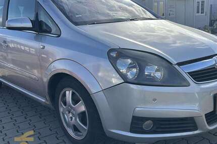 Opel Zafira 220.000 km 1.690 &euro; Babenhausen 64832