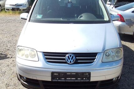 VW Touran 241.000 km 1.350 &euro; Erlensee 63526
