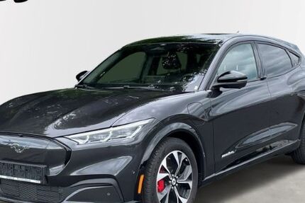 Ford Mustang Mach-E 2.900 km 44.990 &euro; Kleinostheim 63801