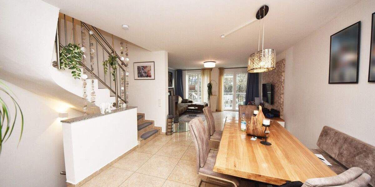 Reihenmittelhaus Laufach - 5 Zimmer, 190 m&sup2;, 419.000&euro; | Angebot:25774786