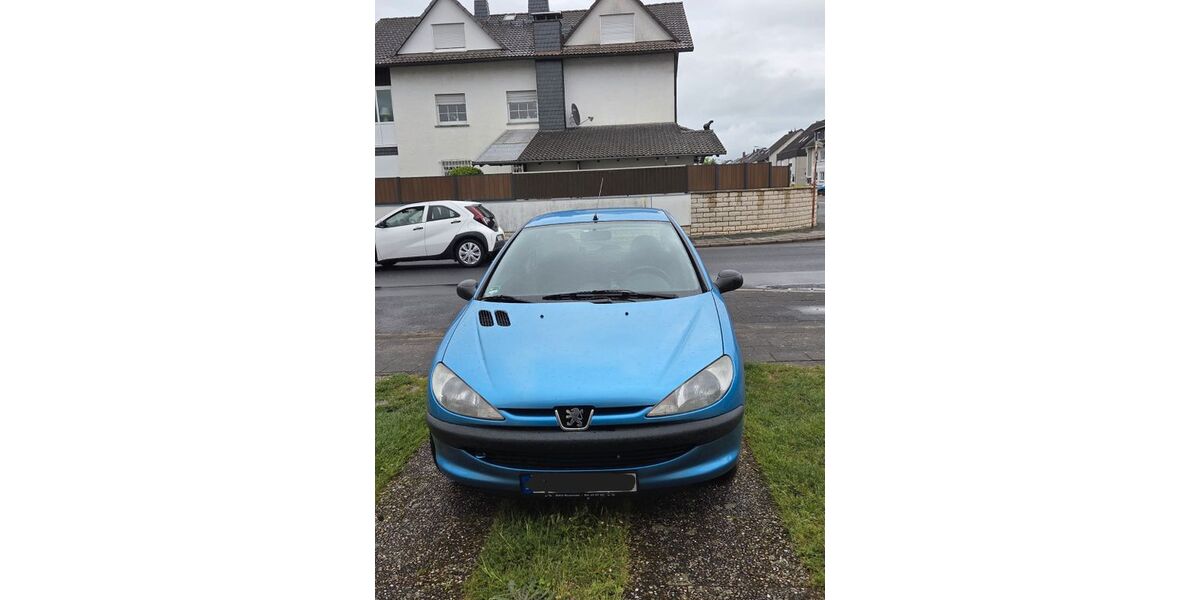 Peugeot 206 135.200 km 1.450 &euro; Rodgau 63110