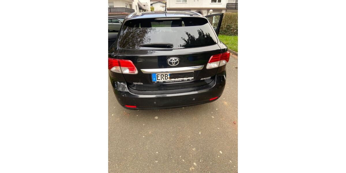 Toyota Avensis 258.668 km 4.200 &euro; höchst 64739