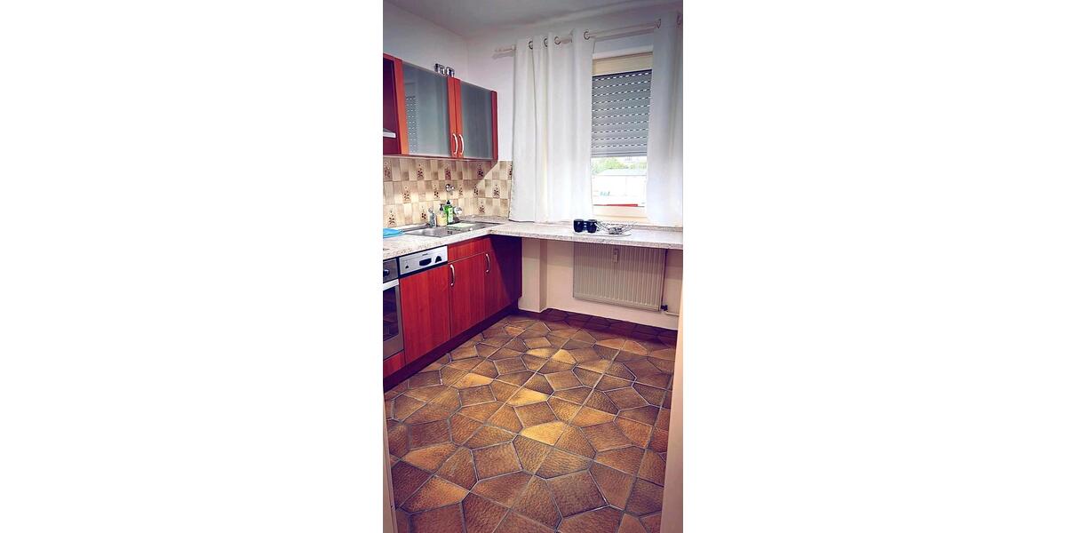 Etagenwohnung Hanau Lamboy - 3 Zimmer, 80 m&sup2;, 700&euro; | Angebot:26409300