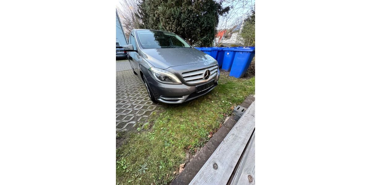 Mercedes-Benz B 180 116.000 km 9.900 &euro; Goldbach 63773