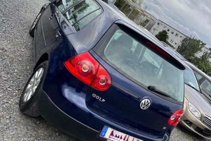 VW Golf 106.000 km 4.500 &euro; Rodgau 63110