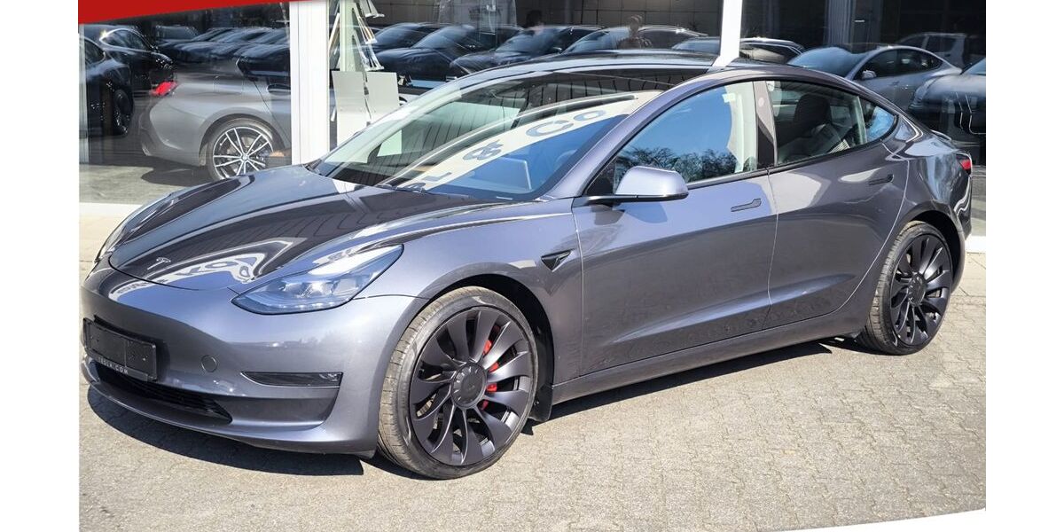 Tesla Model 3 65.335 km 31.750 &euro; Dieburg 64807