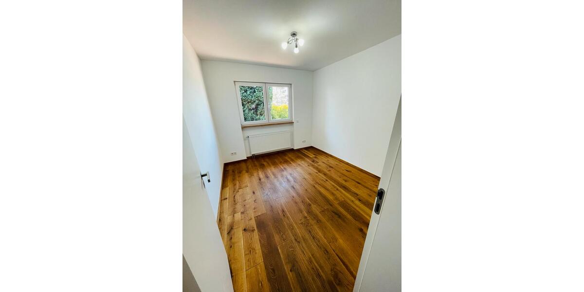 Bungalow Aschaffenburg Damm - 5 Zimmer, 185 m&sup2;, 999.000&euro; | Angebot:26291274