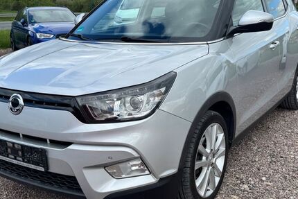 SsangYong Tivoli 151.450 km 5.650 &euro; Hösbach 63768