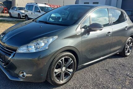 Peugeot 208 49.900 km 8.250 &euro; Grosswallstadt 63868