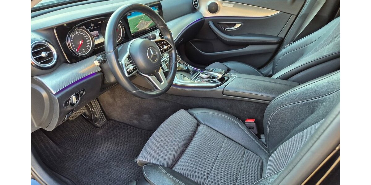 Mercedes-Benz E 400 d T 4M Standheizung, Rückfahrkamera, AHK, Co 200.000 km 19.490 &euro; Rodgau 63110