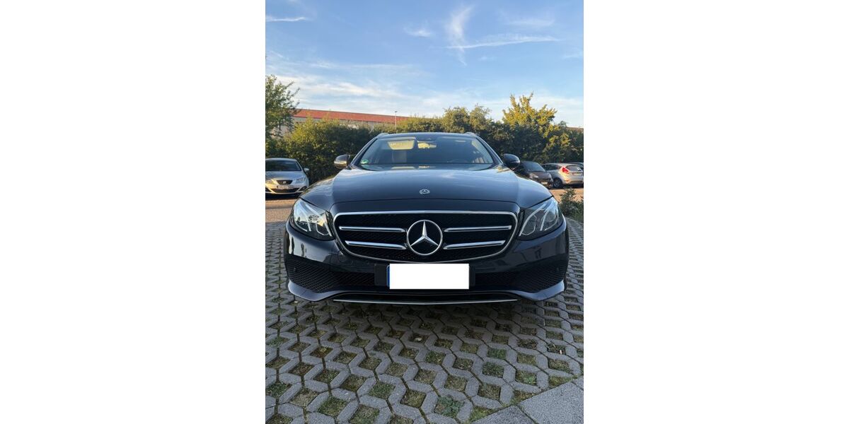 Mercedes-Benz E 220 78.000 km 25.000 &euro; Dietzenbach 63128