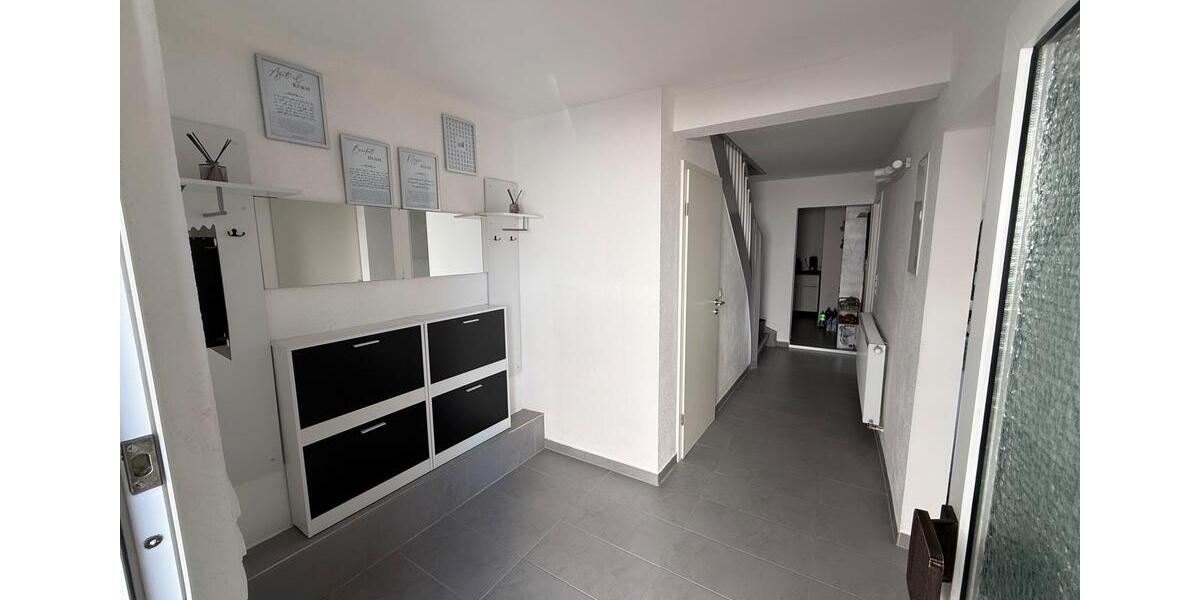 Einfamilienhaus Höchst im Odenwald - 7 Zimmer, 224 m&sup2;, 320.000&euro; | Angebot:25513206