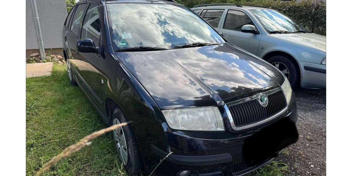 Skoda Fabia 164.300 km 2.800 &euro; Hösbach 63768