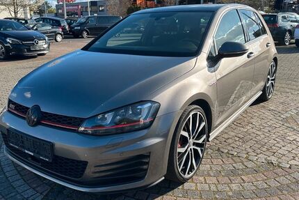 VW Golf 182.000 km 12.900 &euro; Wörth am Main 63939