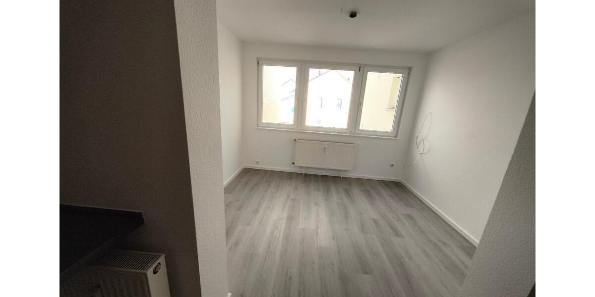 Etagenwohnung Langenselbold - 4 Zimmer, 108 m&sup2;, 870&euro; | Angebot:25431406