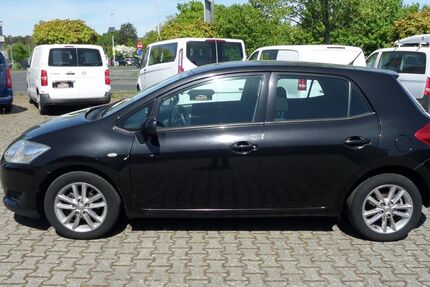 Toyota Auris 200.000 km 3.900 &euro; Erlenbach a. Main 63906