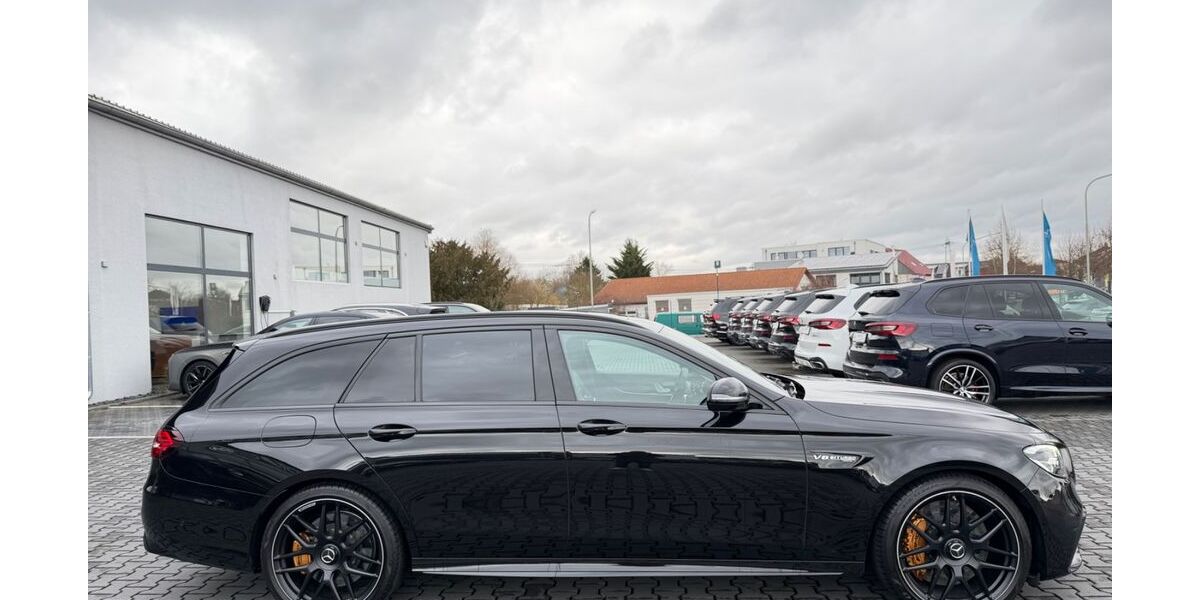 Mercedes-Benz E 63 AMG 74.142 km 79.990 &euro; Hanau/Nähe Airport Frankfurt/M 63456