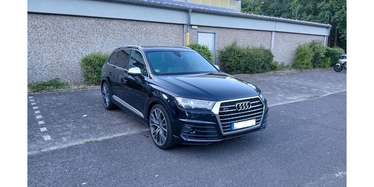 Audi Q7 221.365 km 23.999 &euro; Hainburg 63512