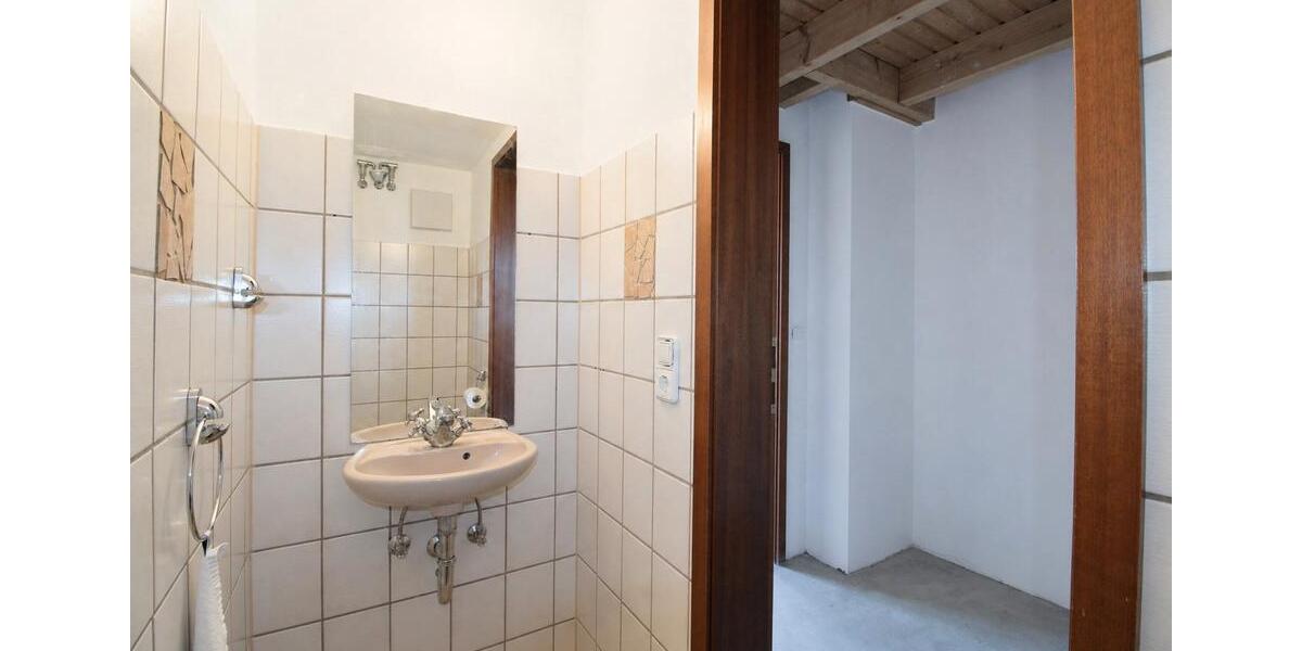 Dachgeschoßwohnung Rödermark - 2 Zimmer, 70 m&sup2;, 189.000&euro; | Angebot:26324006