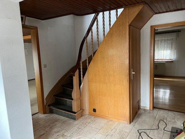 Einfamilienhaus Wörth am Main - 6 Zimmer, 149 m&sup2;, 119.000&euro; | Angebot:26038921