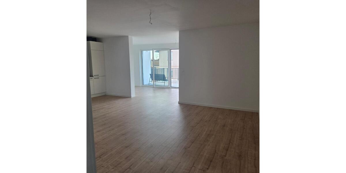 Dachgeschoßwohnung Lützelbach - 2.5 Zimmer, 80 m&sup2;, 900&euro; | Angebot:25641988