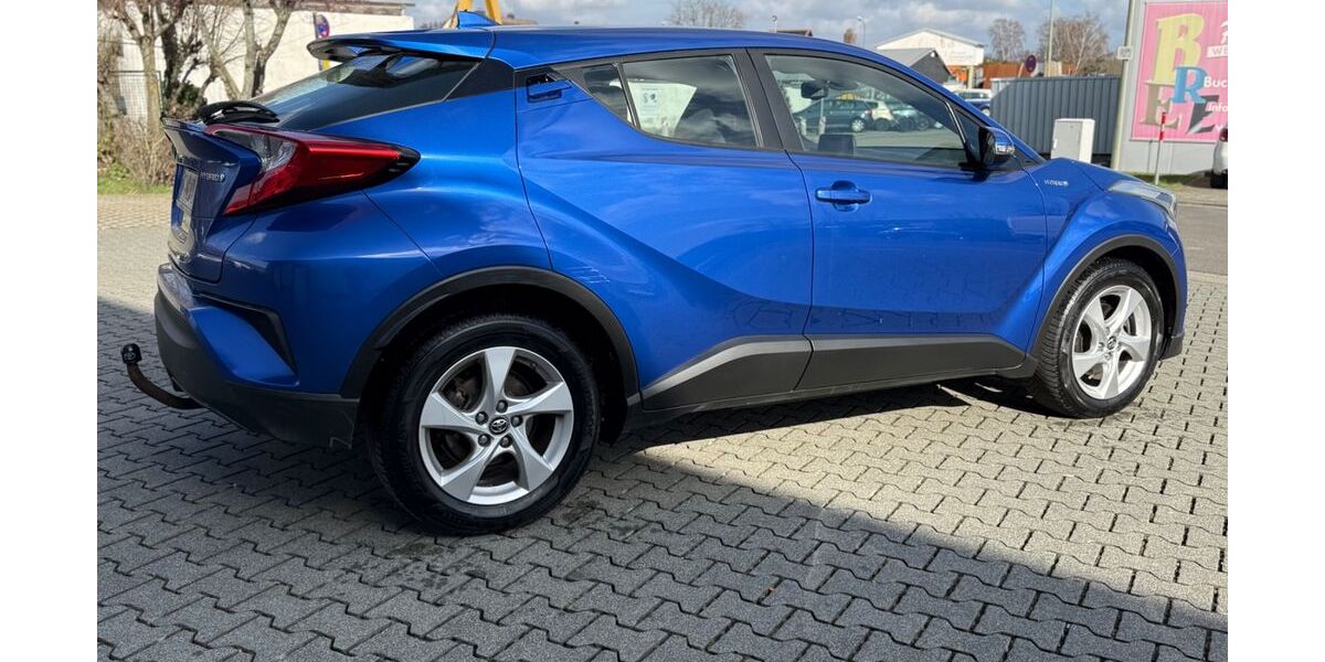 Toyota C-HR 155.894 km 11.999 &euro; Hanau 63452