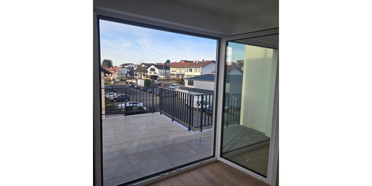 Dachgeschoßwohnung Lützelbach - 2.5 Zimmer, 80 m&sup2;, 900&euro; | Angebot:25641988