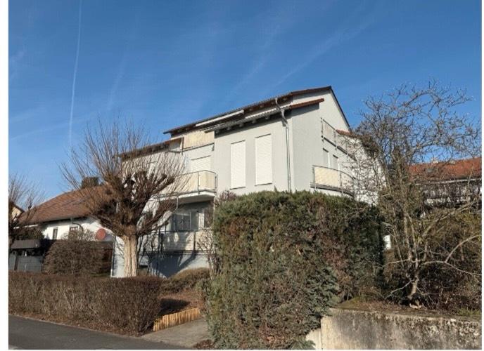 Etagenwohnung Aschaffenburg Damm - 2 Zimmer, 65 m&sup2;, 225.000&euro; | Angebot:27028745