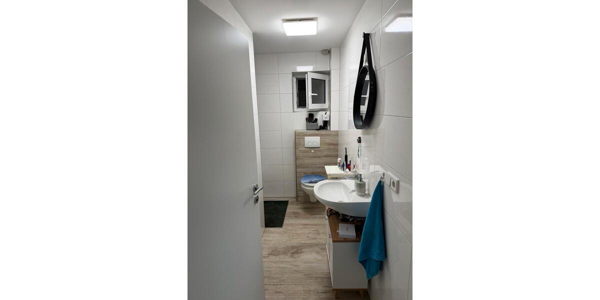 Etagenwohnung Laudenbach - 2 Zimmer, 70 m&sup2;, 650&euro; | Angebot:26042543