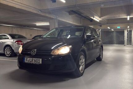 VW Golf 141.000 km 5.700 &euro; Hanau 63454