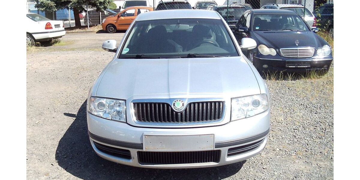 Skoda Superb 261.000 km 1.250 &euro; Erlensee 63526