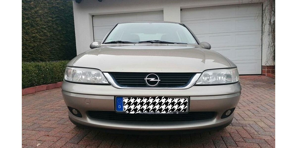 Opel Vectra 224.000 km 1.299 &euro; Wörth am Main 63939