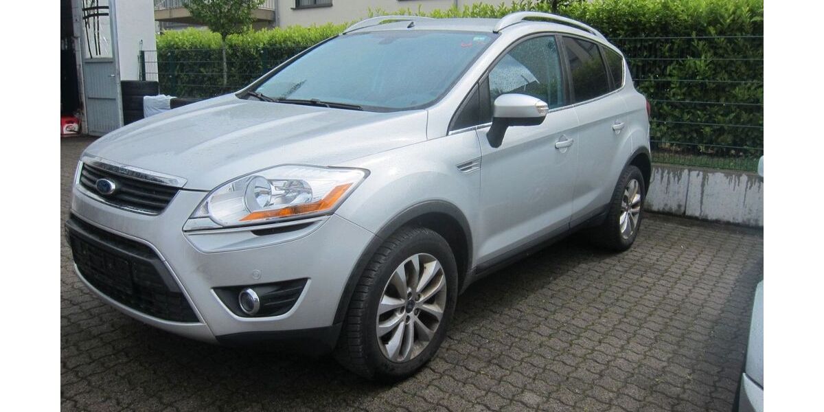 Ford Kuga 114.726 km 8.300 &euro; Aschaffenburg 63741