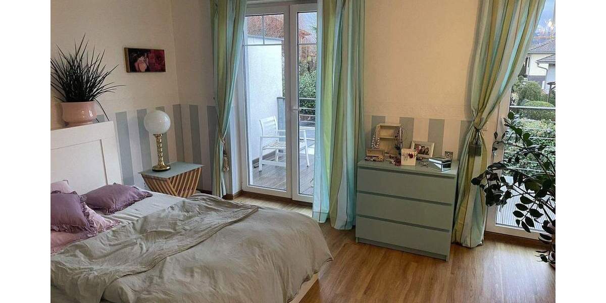 Reihenmittelhaus Gründau Rothenbergen Rothenbergen - 7 Zimmer, 160 m&sup2;, 499.000&euro; | Angebot:25720722