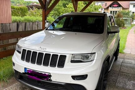 Jeep Grand Cherokee 110.000 km 20.500 &euro; Partenstein 97846