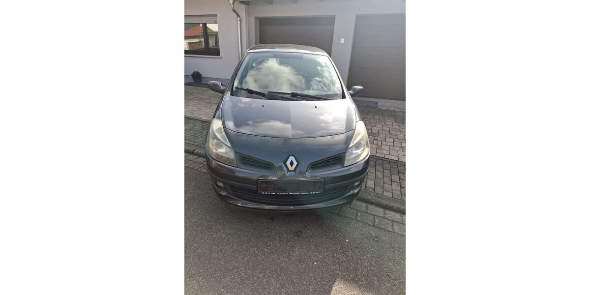 Renault Clio 175.000 km 1.200 &euro; Altenbuch 97901