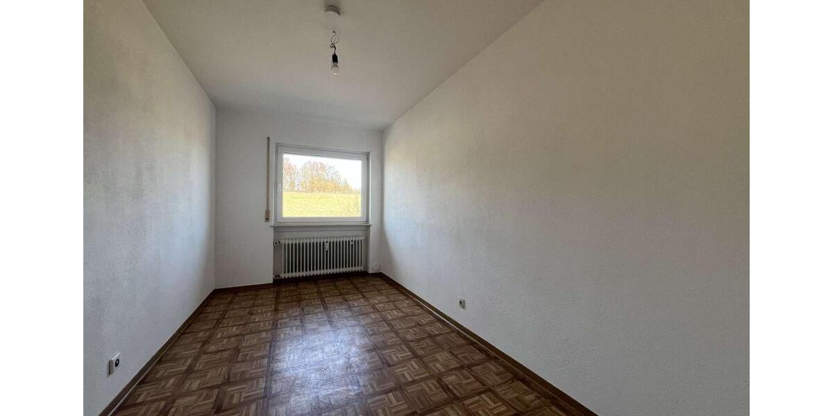 Etagenwohnung Heinrichsthal - 5 Zimmer, 136 m&sup2;, 725&euro; | Angebot:24730035