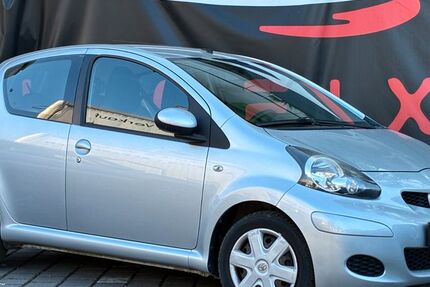 Toyota Aygo (X) 104.000 km 4.200 &euro; Mühlheim am main 63165