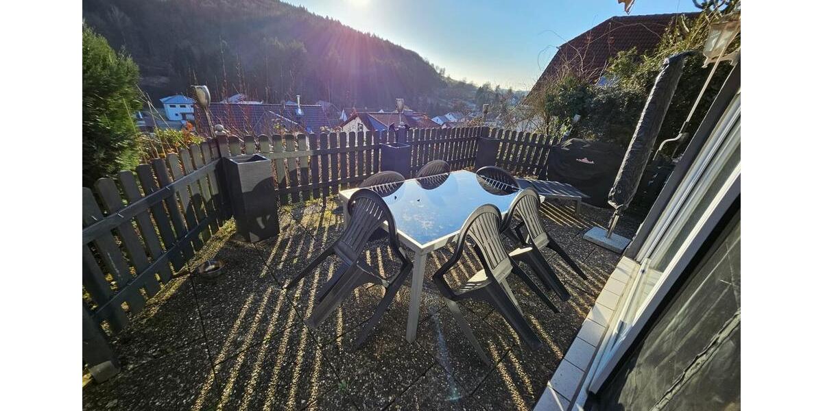 Erdgeschoßwohnung Gründau - 3 Zimmer, 120 m&sup2;, 1.300&euro; | Angebot:25179922